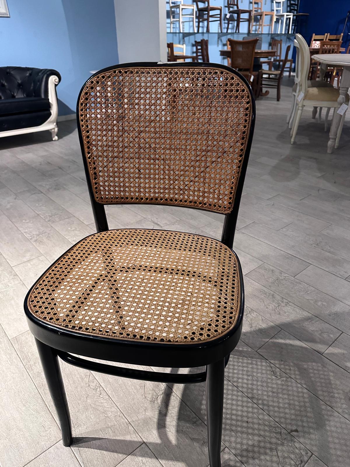 Sedia nera laccata con paglia Vienna - esempio laccatura